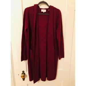 Korye long sweater with a hood